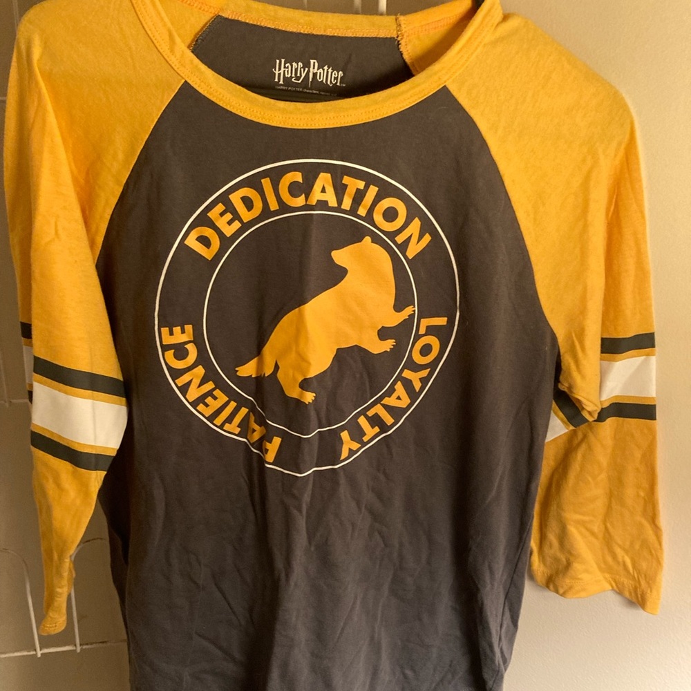 Nice ladies size m baseball style shirt
